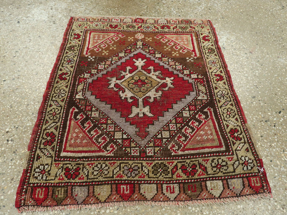 Antique Turkish Anatolian Rug, No.26033 - Staging