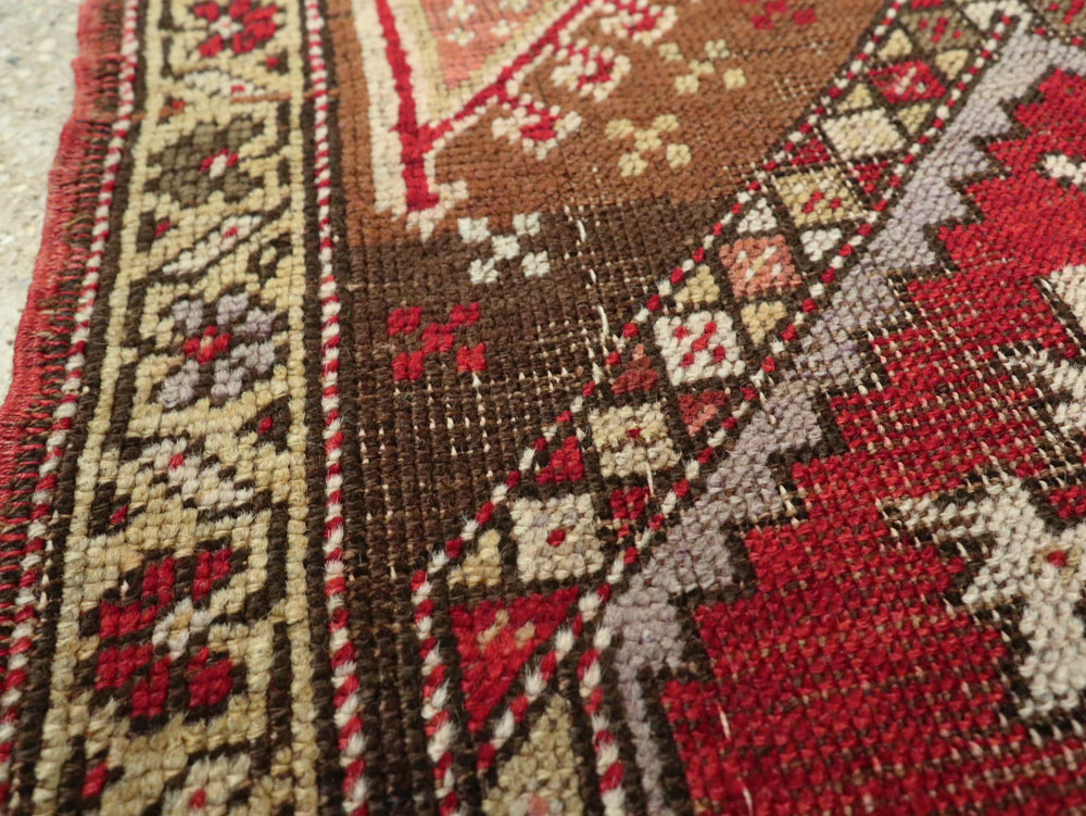 Antique Turkish Anatolian Rug, No.26033 - Staging