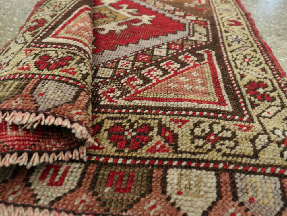 Antique Turkish Anatolian Rug, No.26033 - Staging