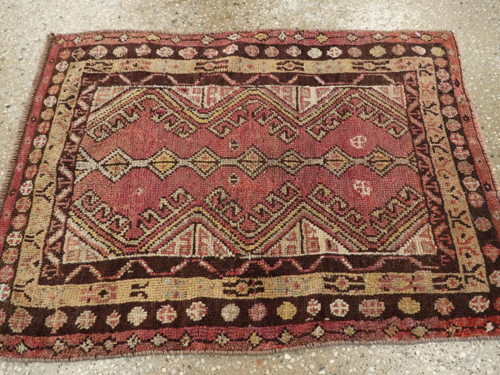 Vintage Turkish Anatolian Throw Rug, No.26037 - Staging