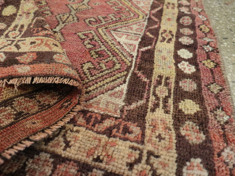 Vintage Turkish Anatolian Throw Rug, No.26037 - Staging