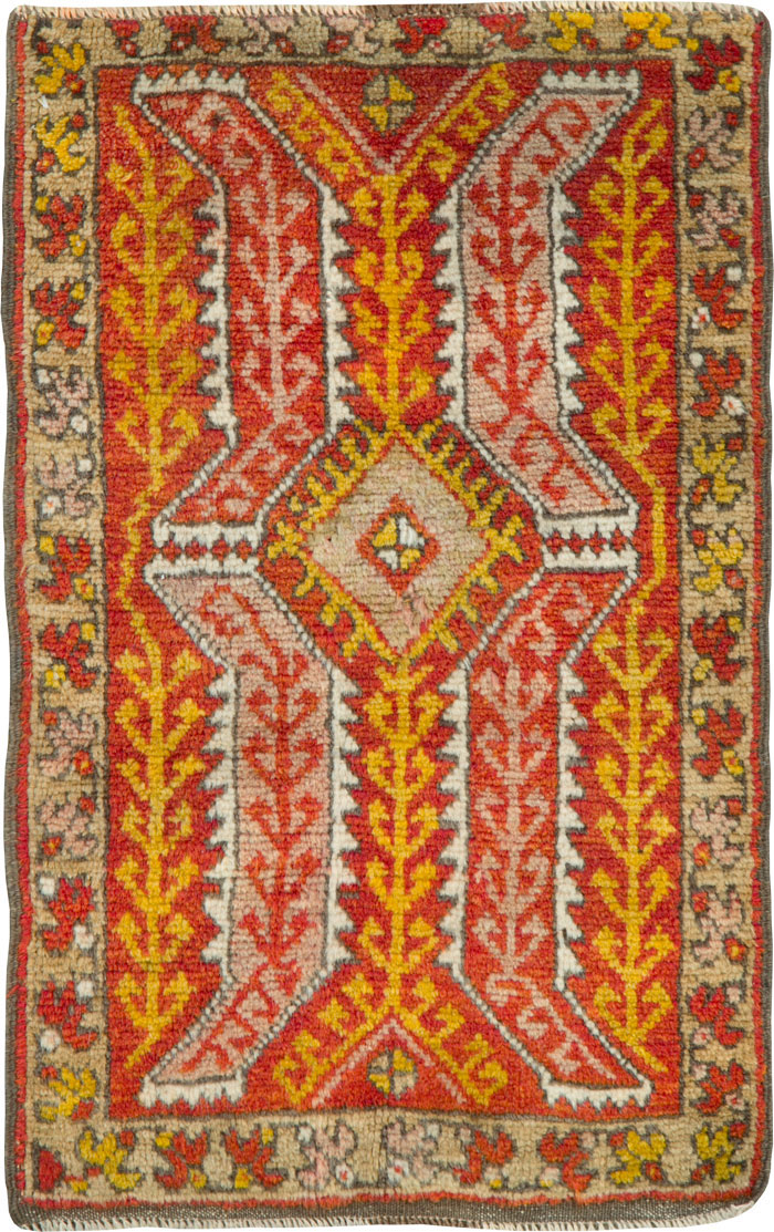 Antique Turkish Anatolian Rug, No.26039 - Staging