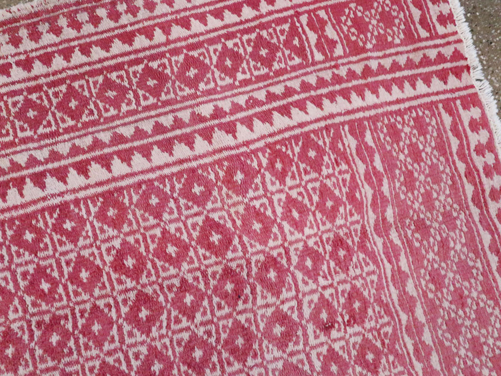 Vintage Persian Flatweave Kilim Accent Rug, No.26044 - Staging