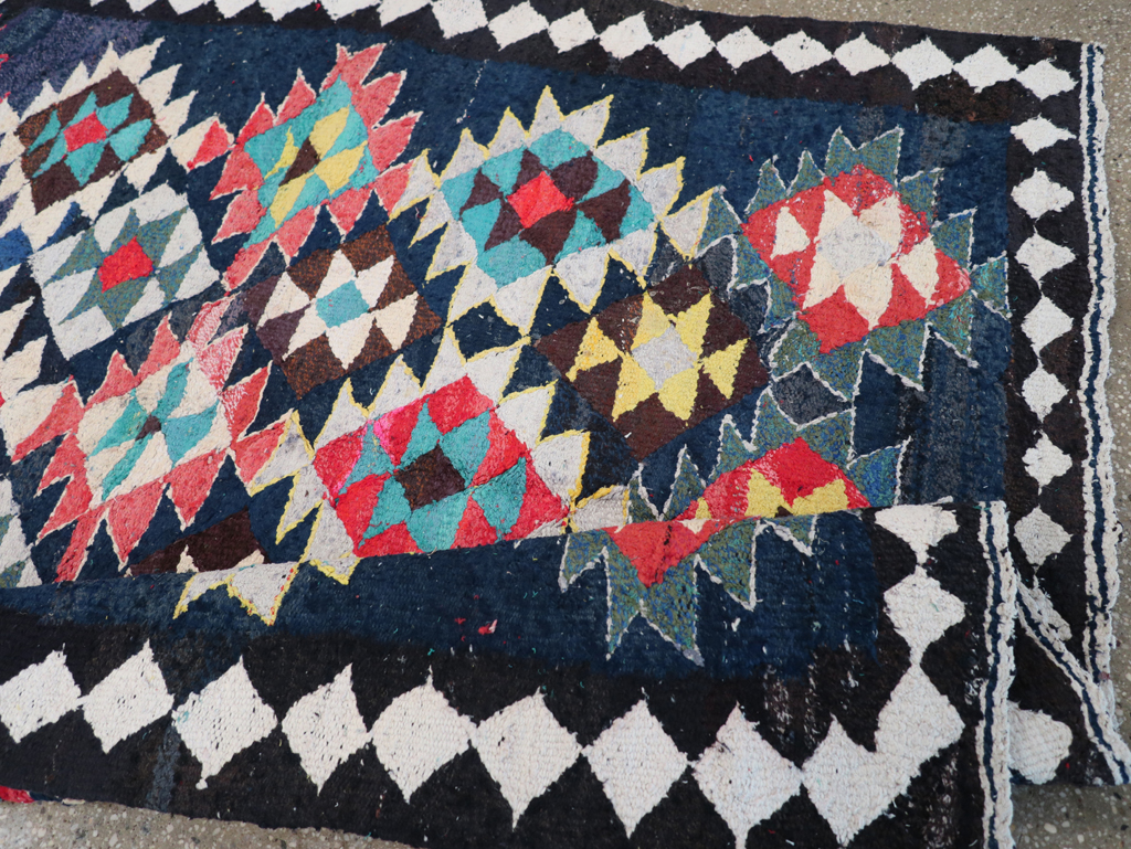 Vintage Persian Flatweave Kilim , No.26075 - Staging