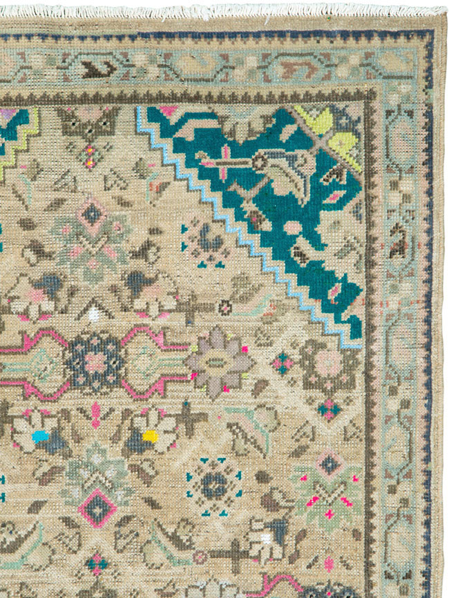 Vintage Persian Hamadan Rug, No.26128 - Staging