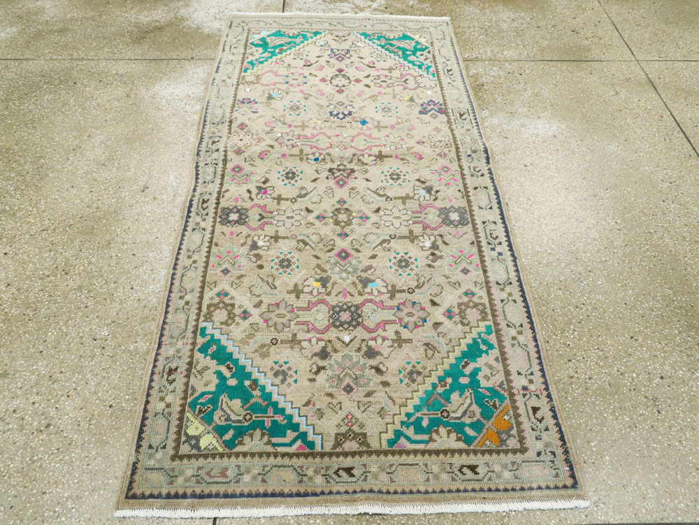 Vintage Persian Hamadan Rug, No.26128 - Staging