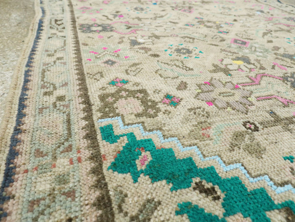 Vintage Persian Hamadan Rug, No.26128 - Staging