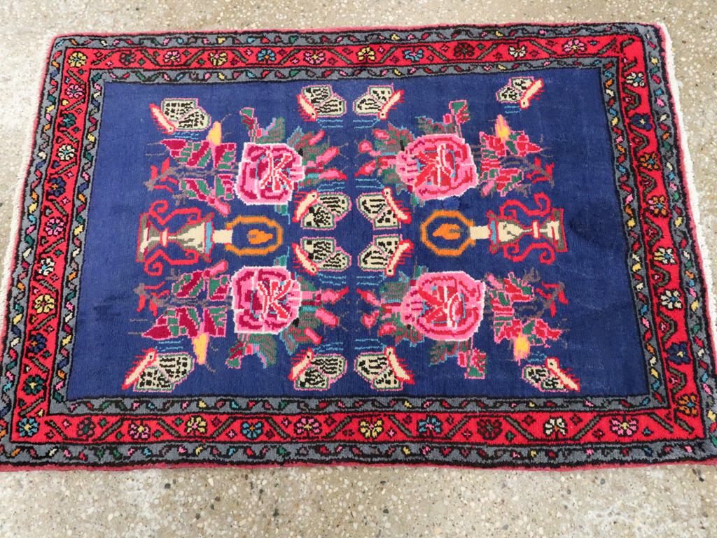Vintage Persian Hamadan Throw Rug, No.26155 - Staging
