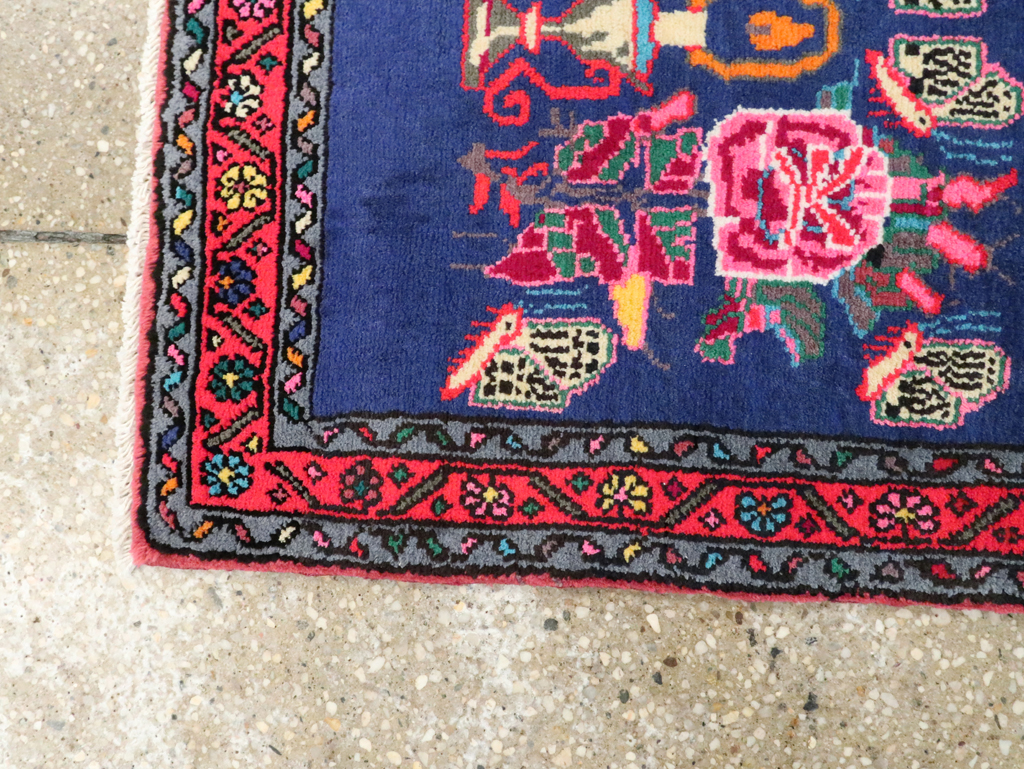 Vintage Persian Hamadan Throw Rug, No.26155 - Staging