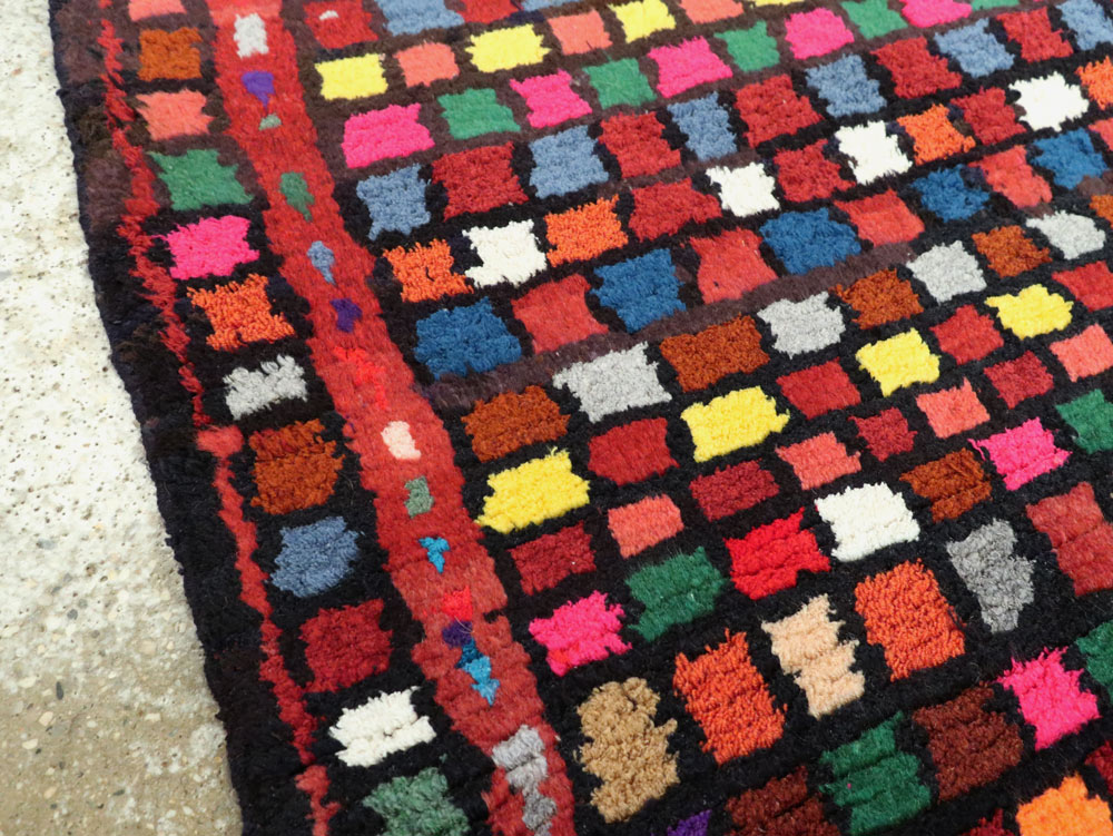 Vintage Persian Mahal Rug, No.26160 - Staging