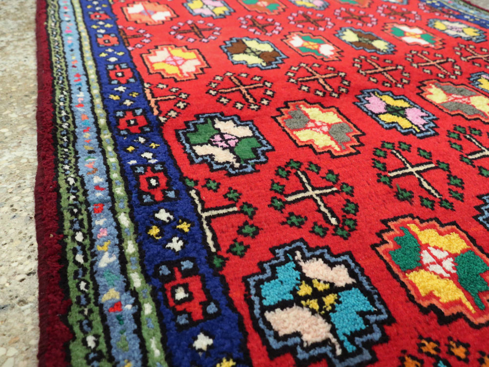 Vintage Persian Hamadan Rug, No.26162 - Staging