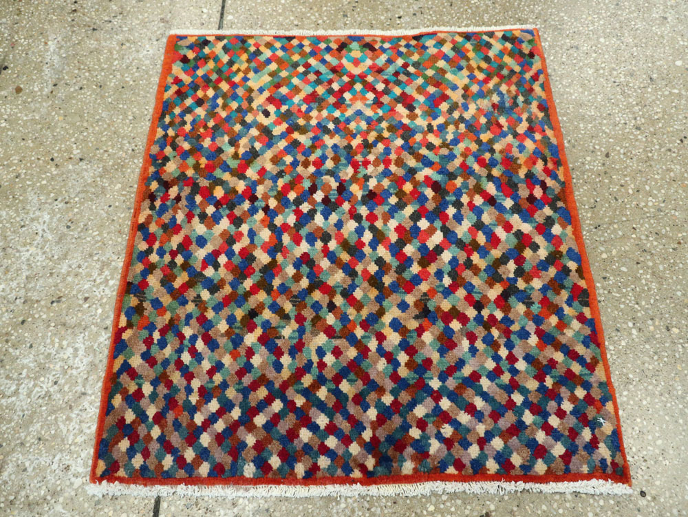 Vintage Persian Mahal Rug, No.26164 - Staging