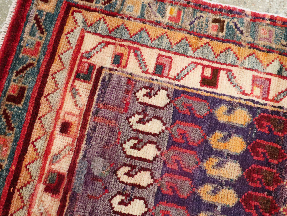 Vintage Persian Hamadan Rug, No.26172 - Staging