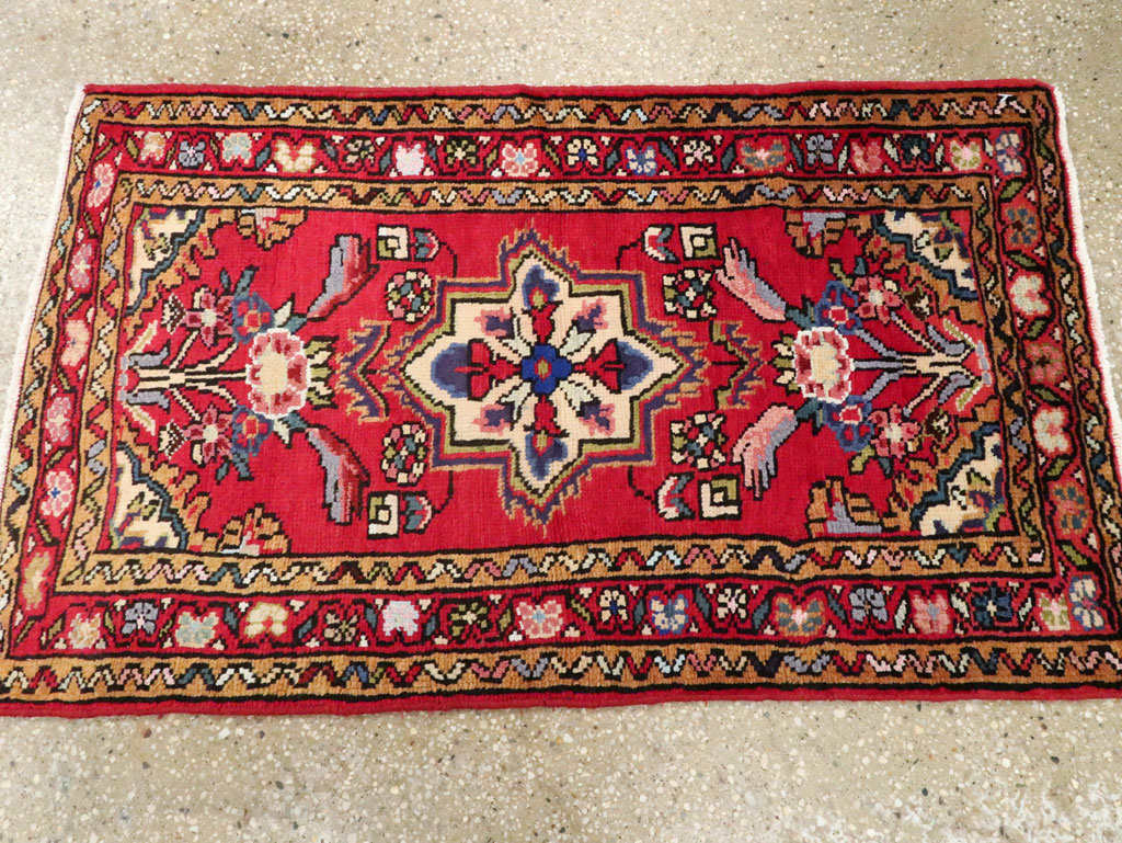 Vintage Persian Hamadan Rug, No.26175 - Staging
