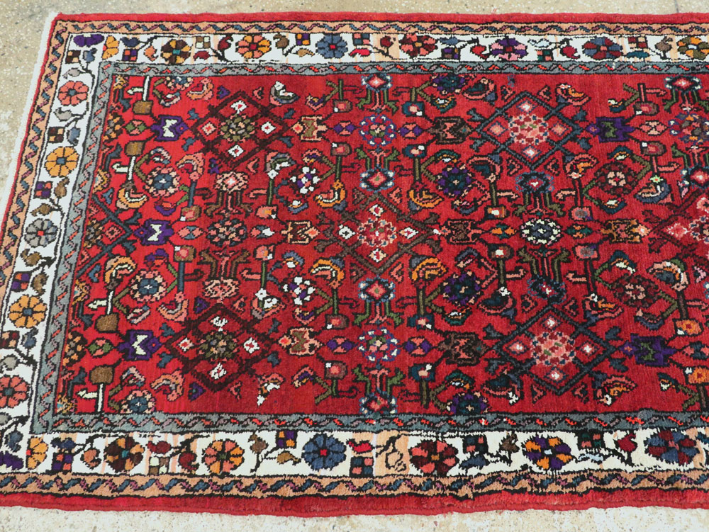 Vintage Persian Hamadan Rug, No.26177 - Staging