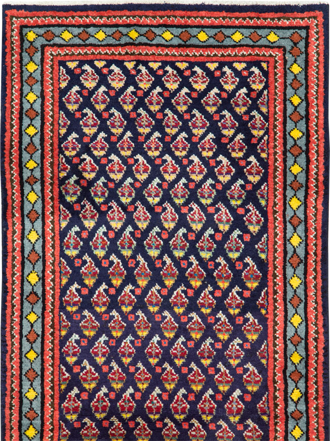 Vintage Persian Hamadan Throw Rug, No.26178 - Staging