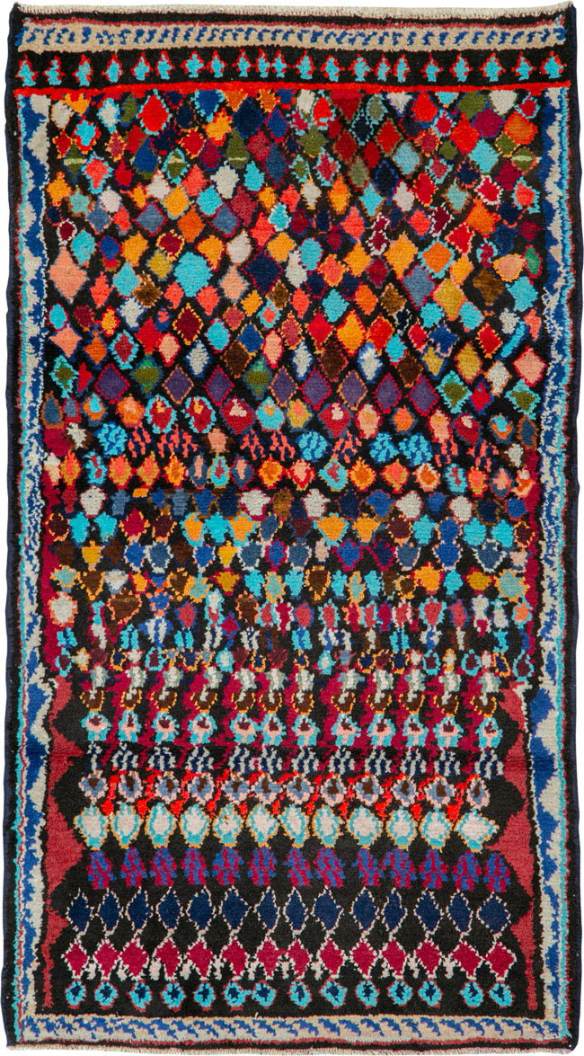 Vintage Persian Mahal Rug, No.26187 - Staging