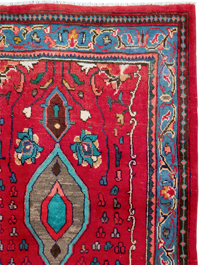 Vintage Persian Mahal Rug, No.26197 - Staging