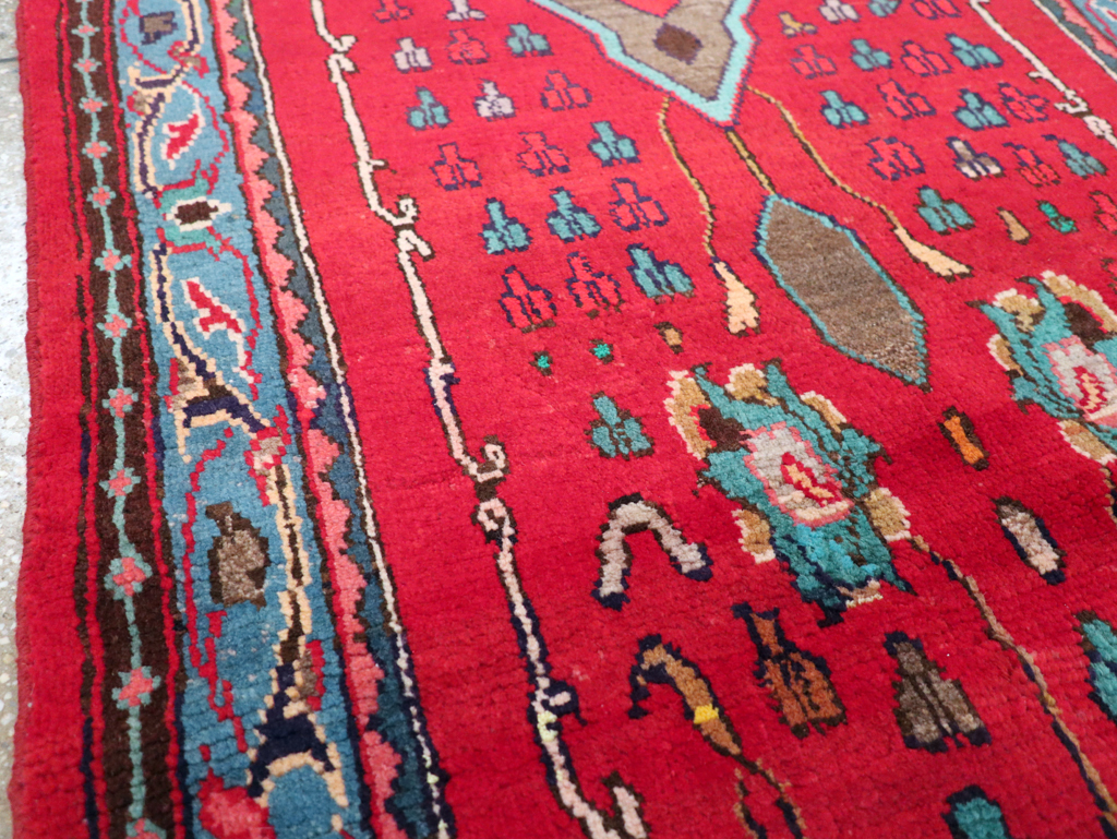 Vintage Persian Mahal Rug, No.26197 - Staging