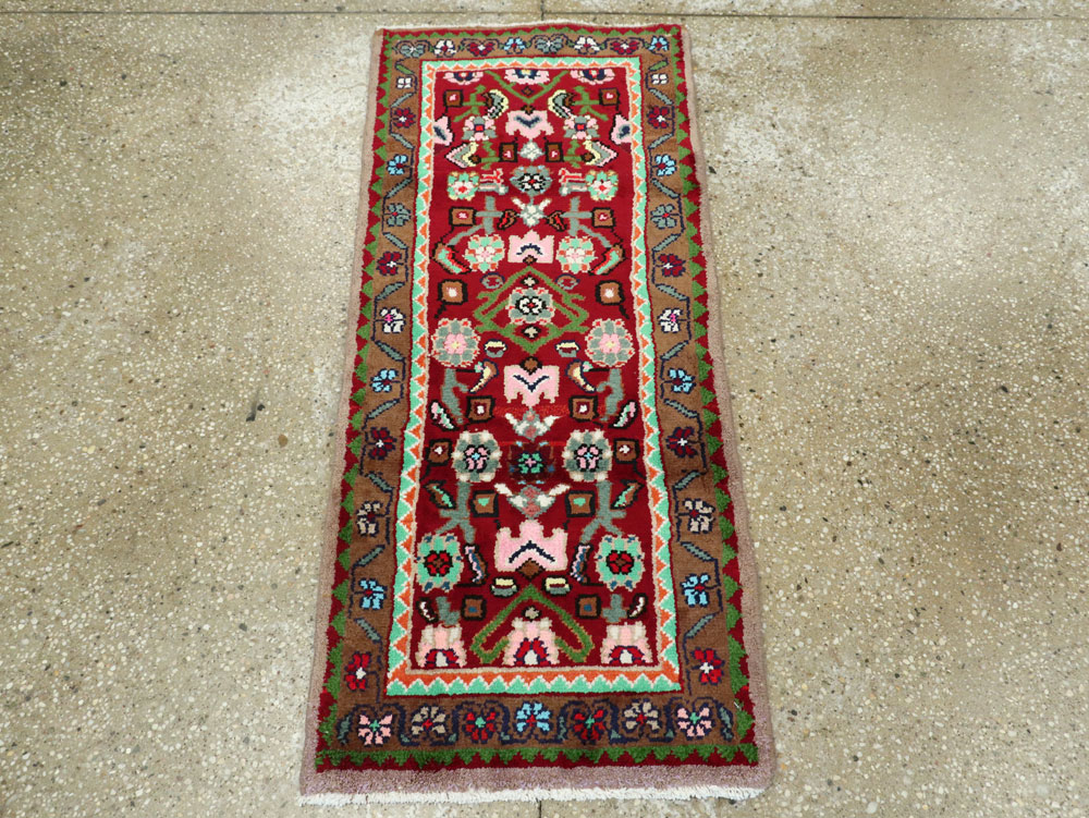 Vintage Persian Hamadan Rug, No.26199 - Staging