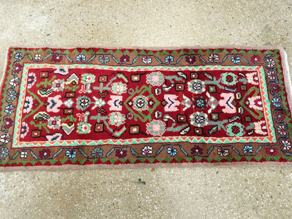 Vintage Persian Hamadan Rug, No.26199 - Staging