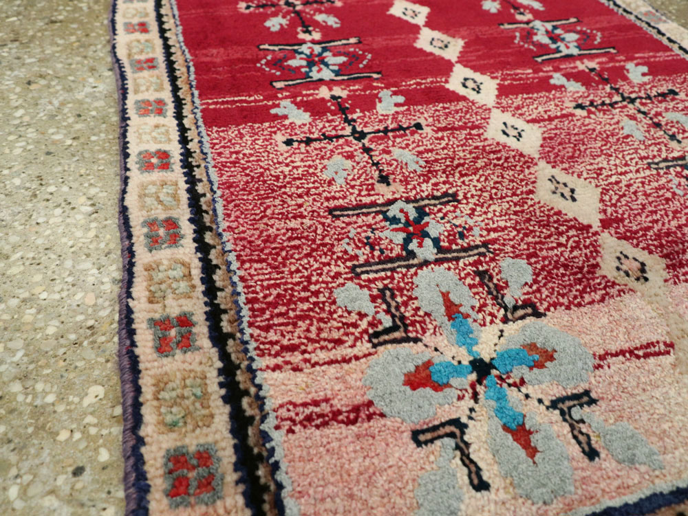 Vintage Persian Hamadan Rug, No.26208 - Staging