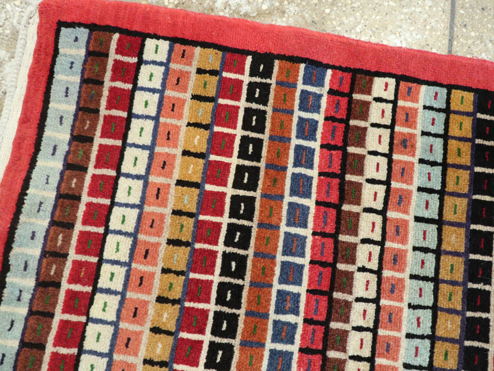 Vintage Persian Mahal Runner, No.26218 - Staging