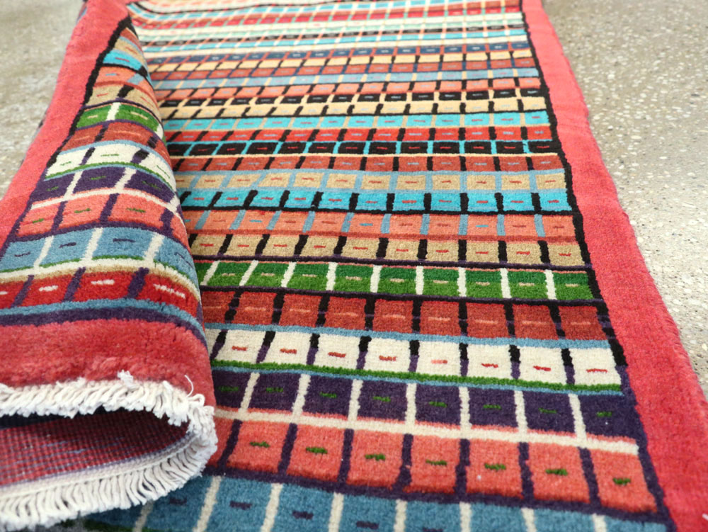 Vintage Persian Mahal Runner, No.26218 - Staging