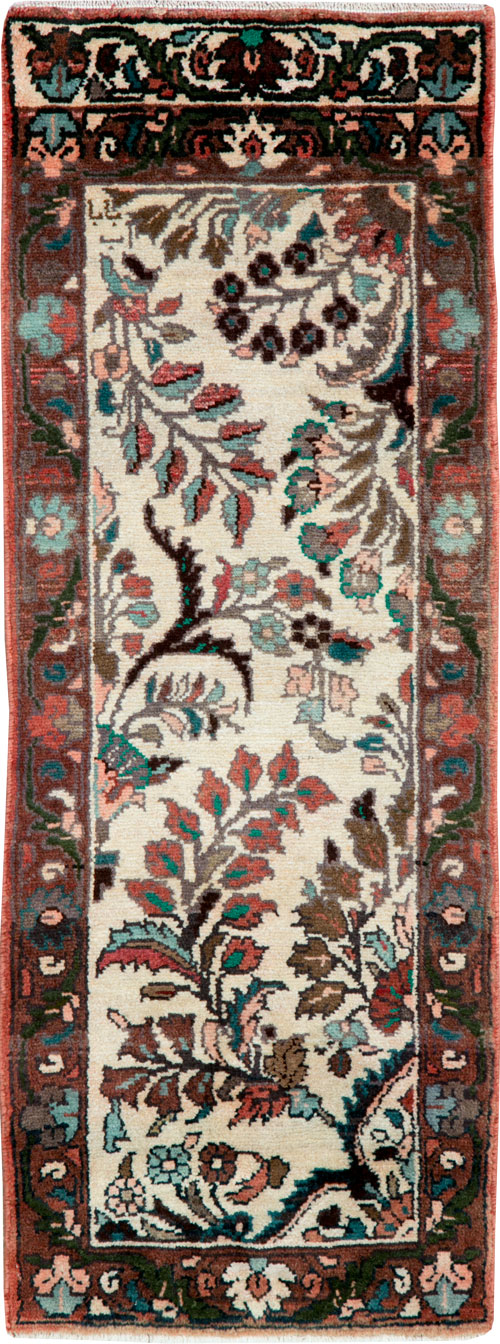 Vintage Persian Hamadan Pictorial Throw Rug, No.26220 - Staging