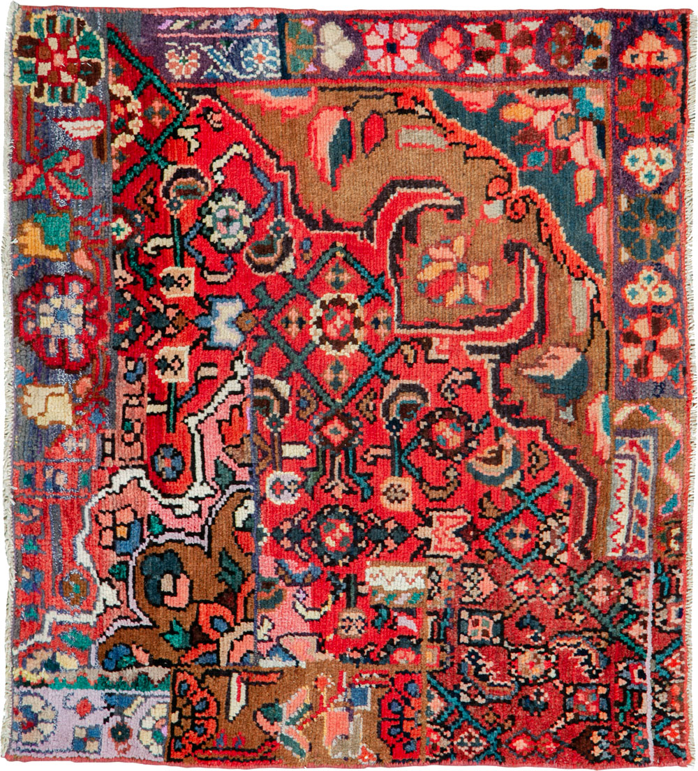 Vintage Persian Hamdan Wagireh Rug, No.26221 - Staging