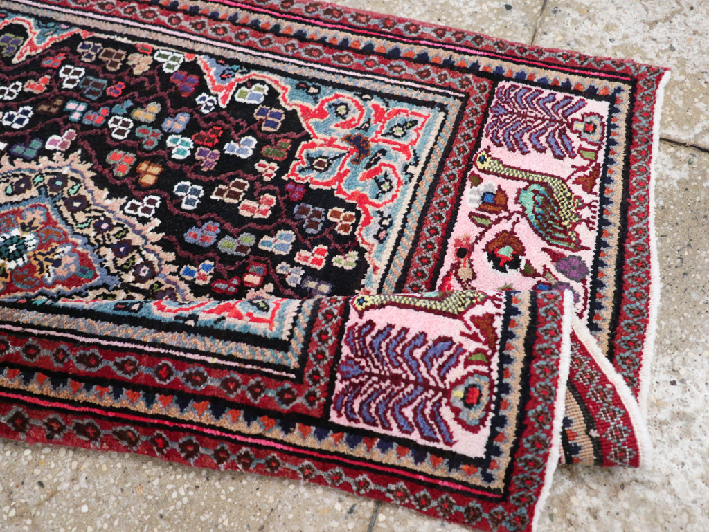 Vintage Persian Hamadan Rug, No.26224 - Staging