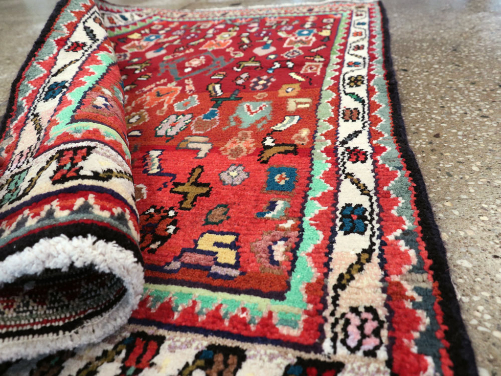 Vintage Persian Hamadan Rug, No.26226 - Staging