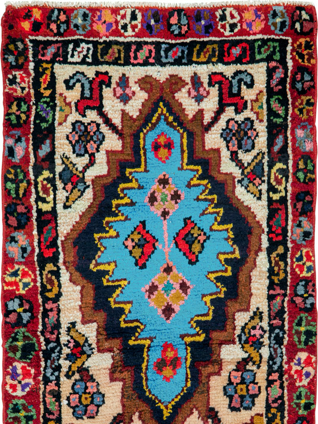 Vintage Persian Hamadan Rug, No.26229 - Staging
