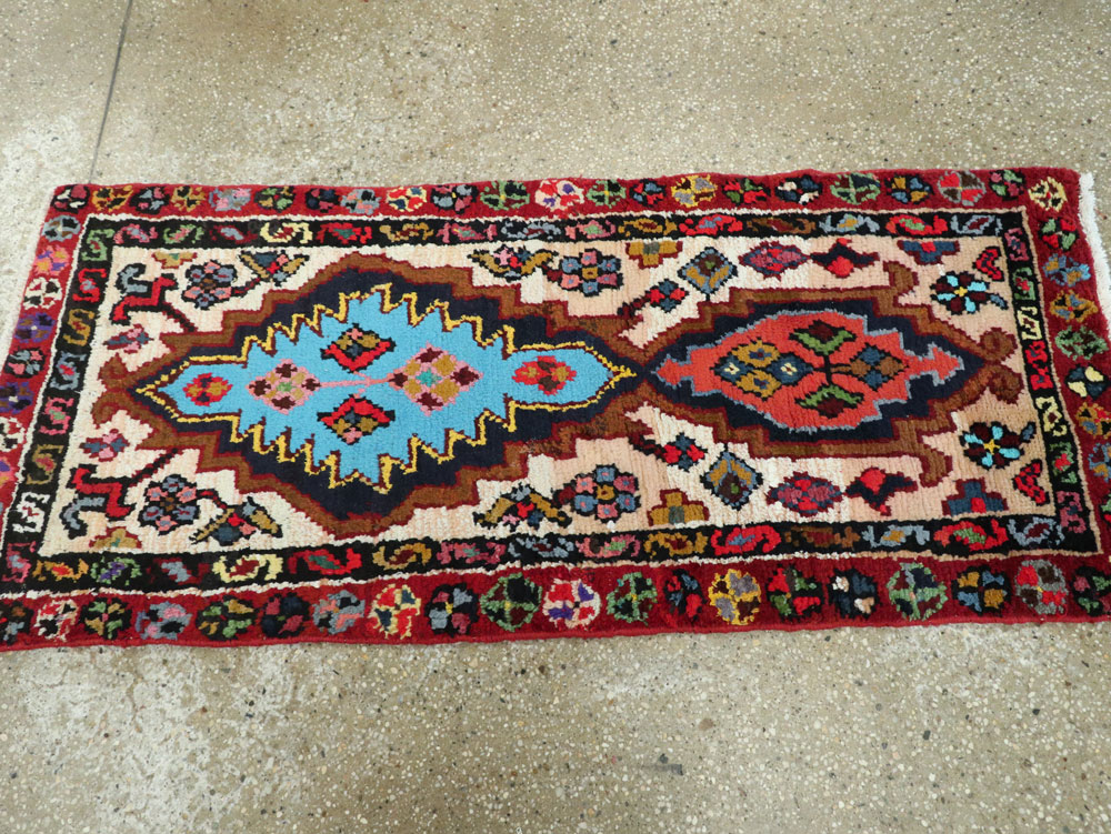 Vintage Persian Hamadan Rug, No.26229 - Staging