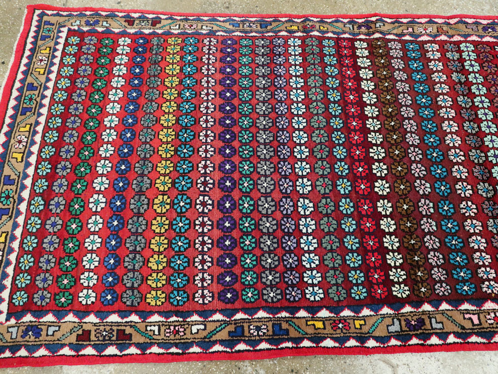 Vintage Persian Mahal Runner, No.26230 - Staging