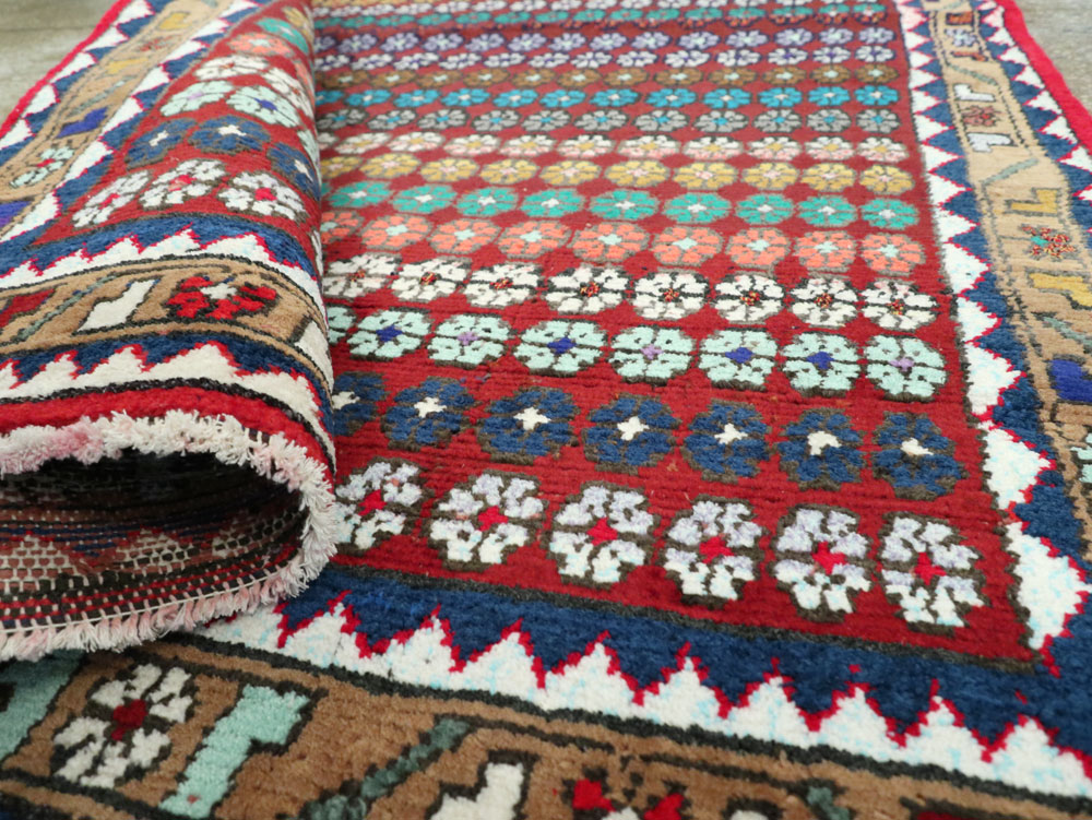 Vintage Persian Mahal Runner, No.26230 - Staging