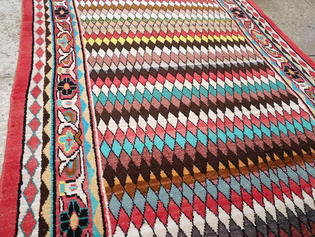 Vintage Persian Mahal Runner, No.26232 - Staging