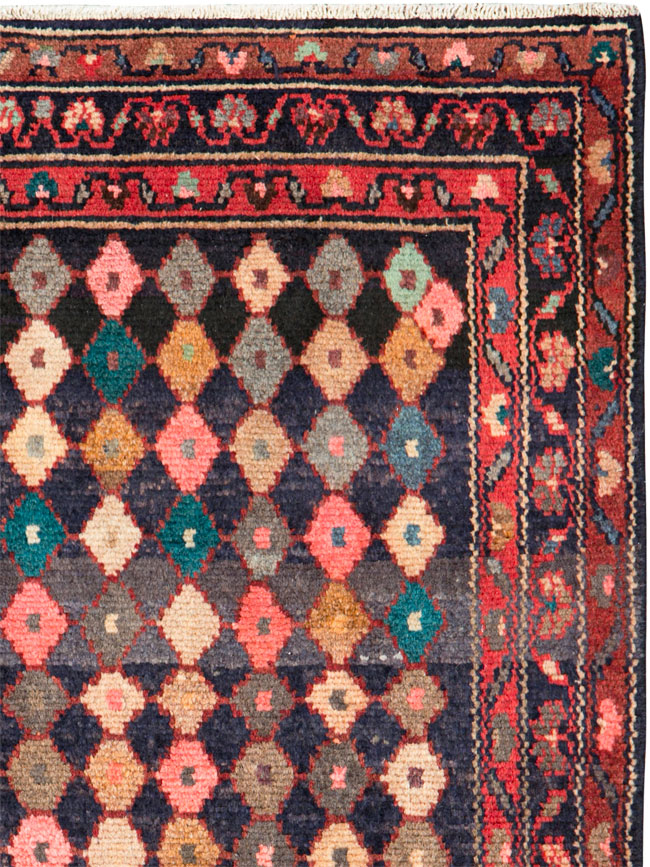 Vintage Persian Hamadan Rug, No.26261 - Staging