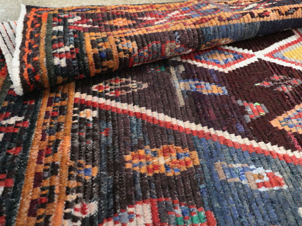 Vintage Persian Gabbeh Accent Rug, No.26269 - Staging