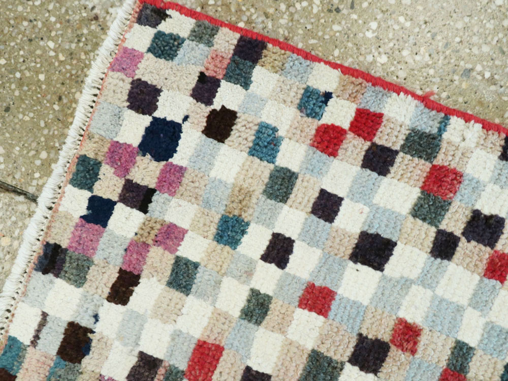 Vintage Persian Gabbeh Rug, No.26272 - Staging