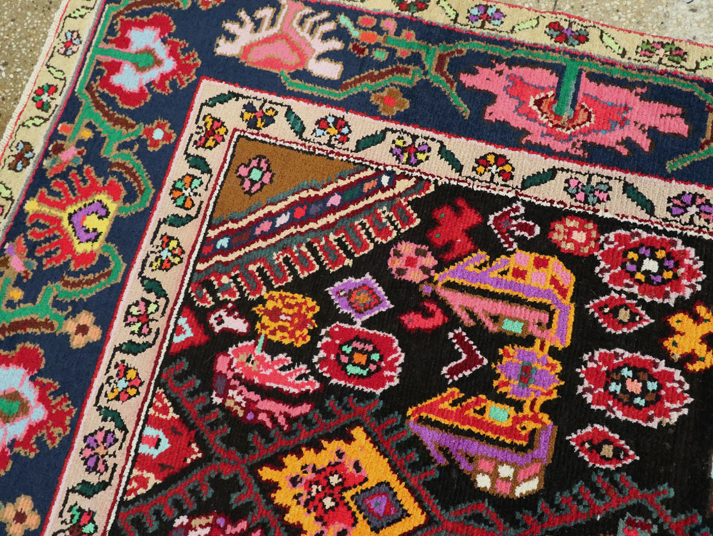 Vintage Persian Hamadan Gallery Carpet, No.26278 - Staging