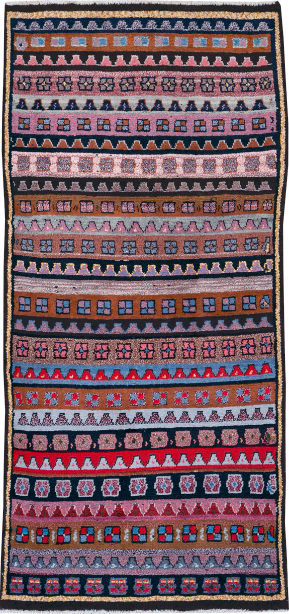 Vintage Persian Gabbeh Rug, No.26286 - Staging