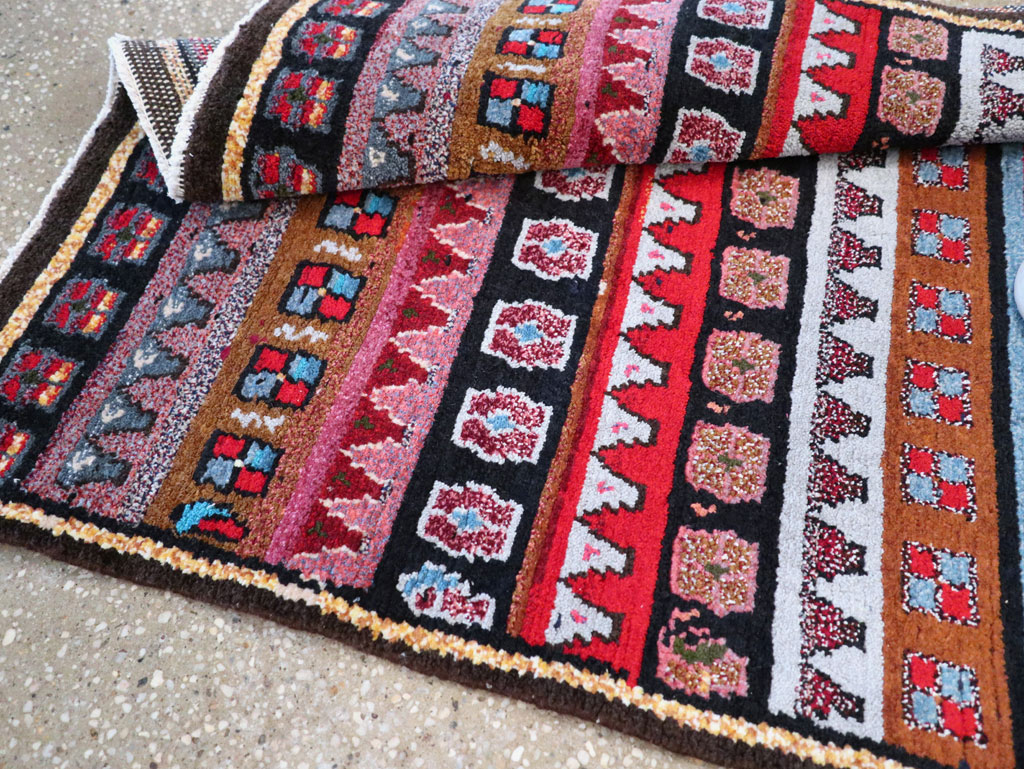 Vintage Persian Gabbeh Rug, No.26286 - Staging