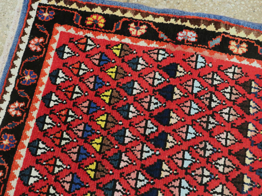 Vintage Persian Hamadan Rug, No.26289 - Staging