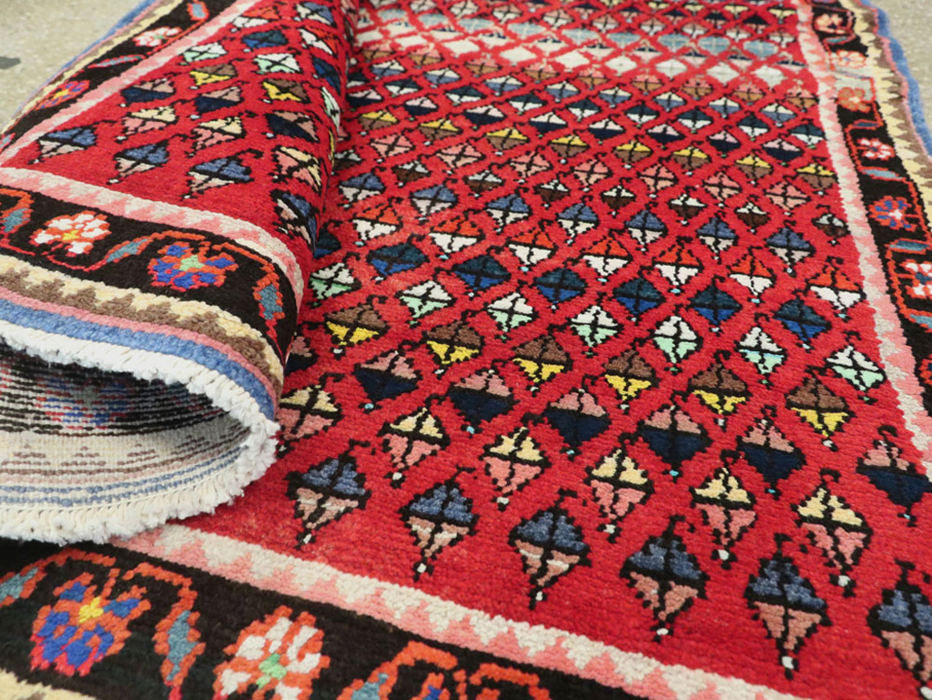 Vintage Persian Hamadan Rug, No.26289 - Staging