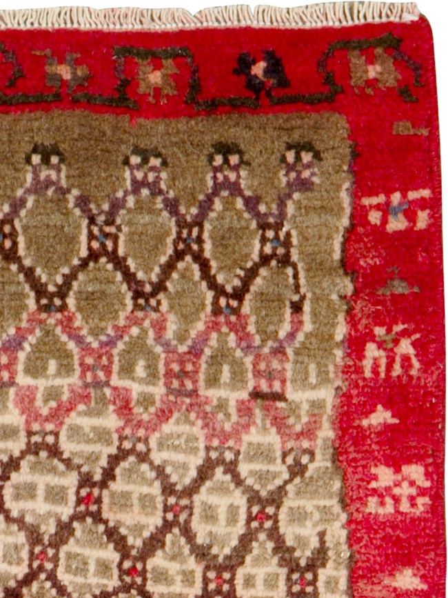 Vintage Persian Hamadan Rug, No.26308 - Staging