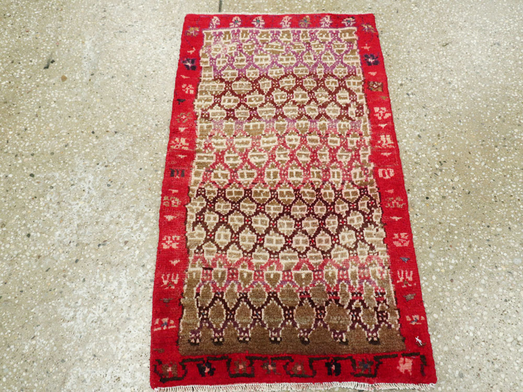 Vintage Persian Hamadan Rug, No.26308 - Staging