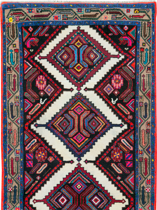 Vintage Persian Hamadan Rug, No.26309 - Staging