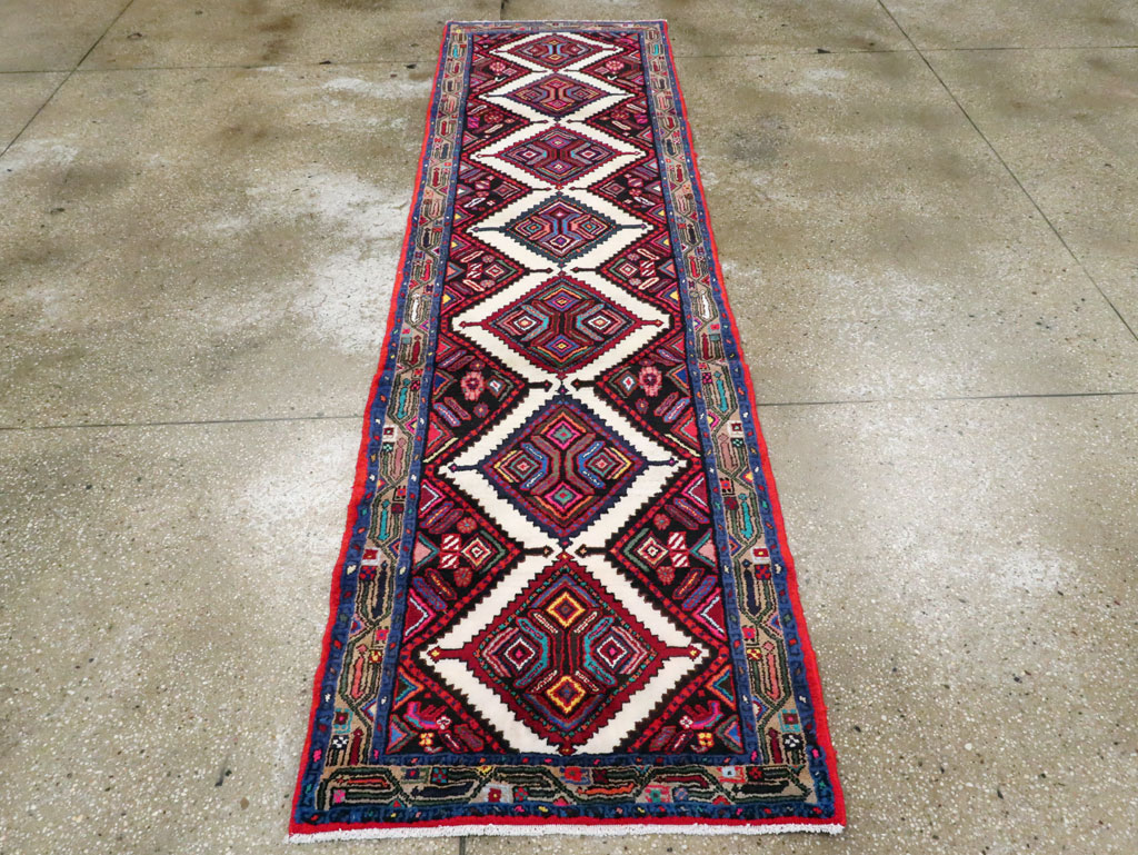 Vintage Persian Hamadan Rug, No.26309 - Staging