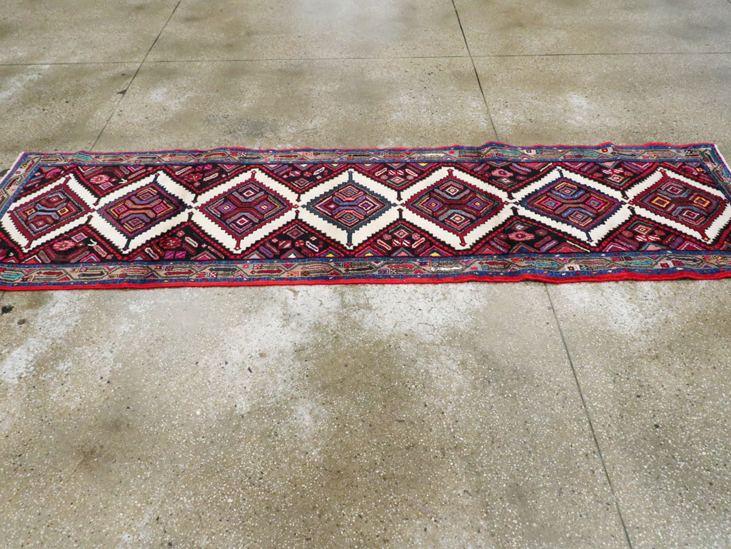 Vintage Persian Hamadan Rug, No.26309 - Staging